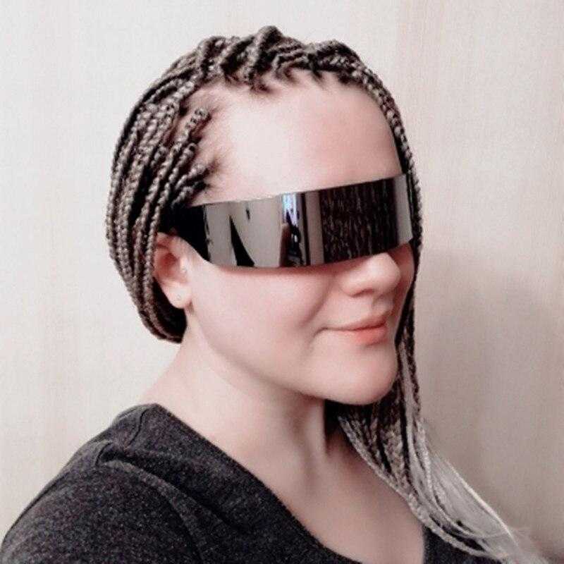 Lunettes futuristes - bleublancbeauf.com